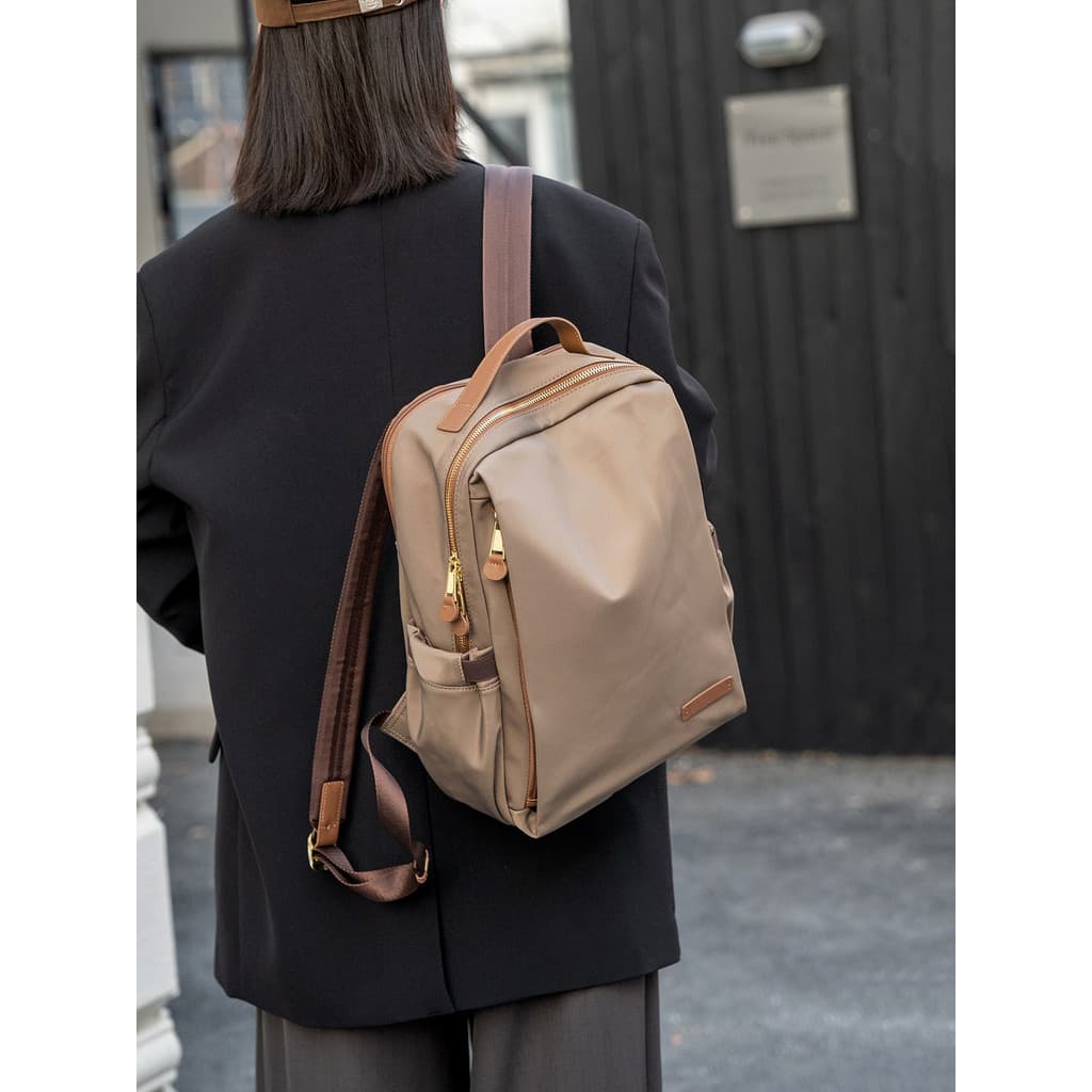Mochila escolar feminina 2026 novo estilo elegante All-Match grande capacidade Commuter computador mochila viagem leve p