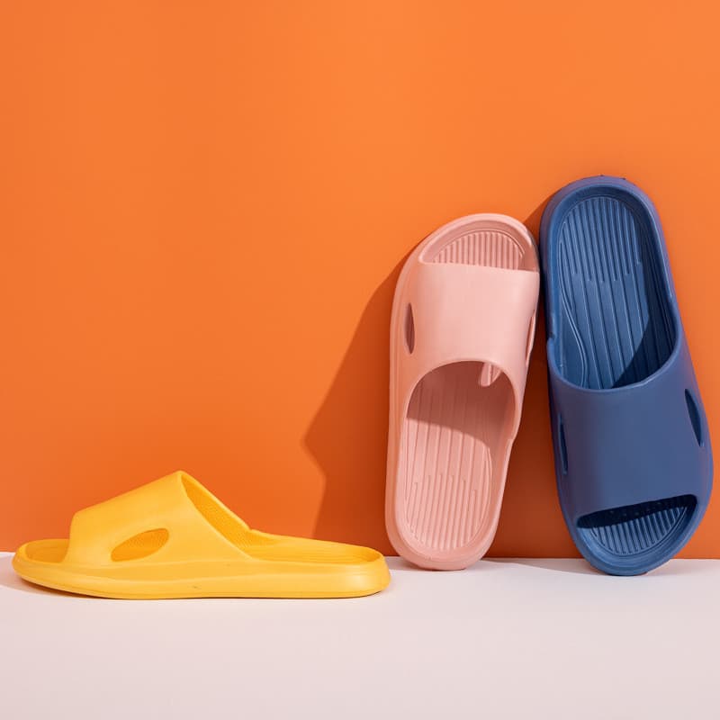 2024 novo estilo chinelos de EVA feminino verão casa sapatos de apoio interior ao ar livre usar casal sandálias chinelos