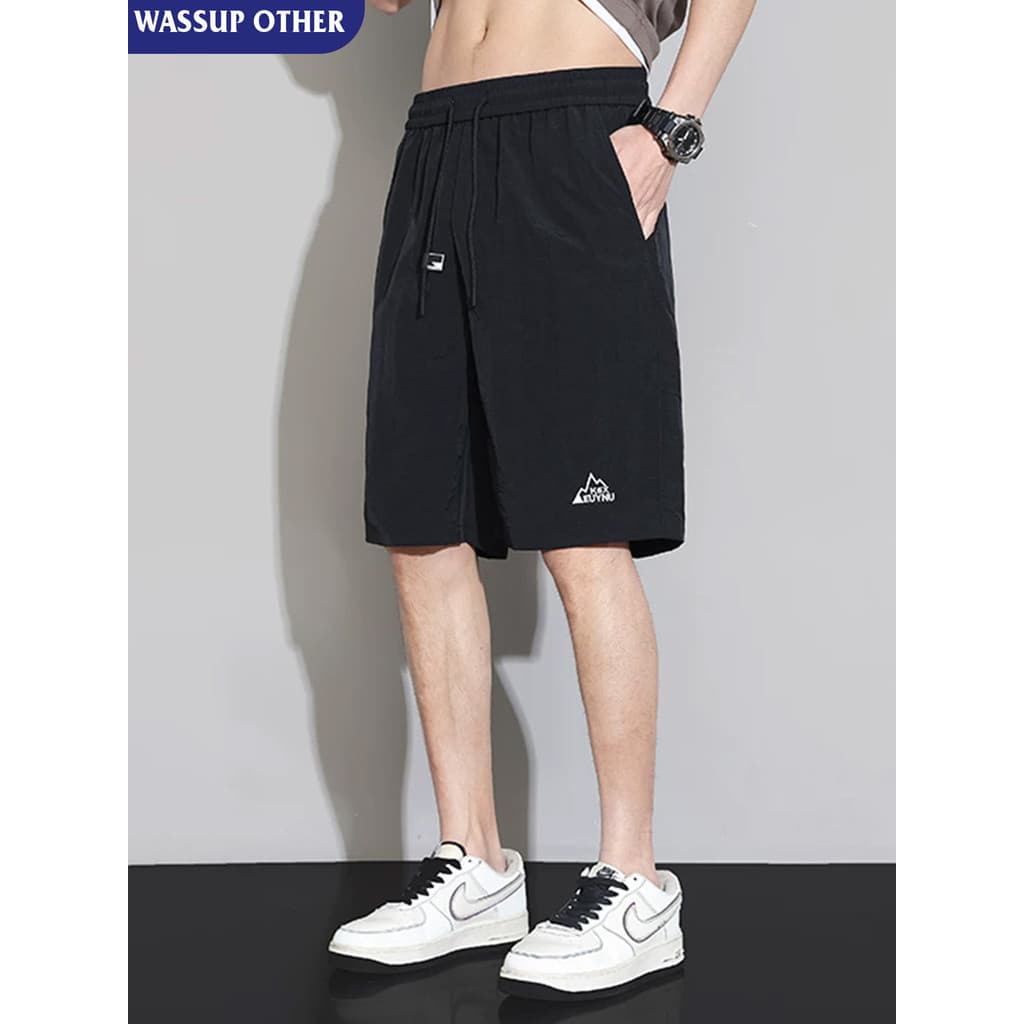 WASSUP OUTRO verão gelo seda Shorts de secagem rápida 2024 novo estilo solto juventude esportes calças cortadas estilo m