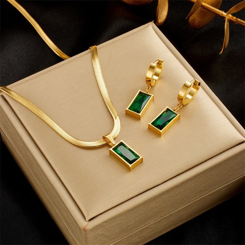 Colar feminino de moda com pingente de jade de titânio, corrente de luxo leve, pingente de aço plano, corrente de cobra