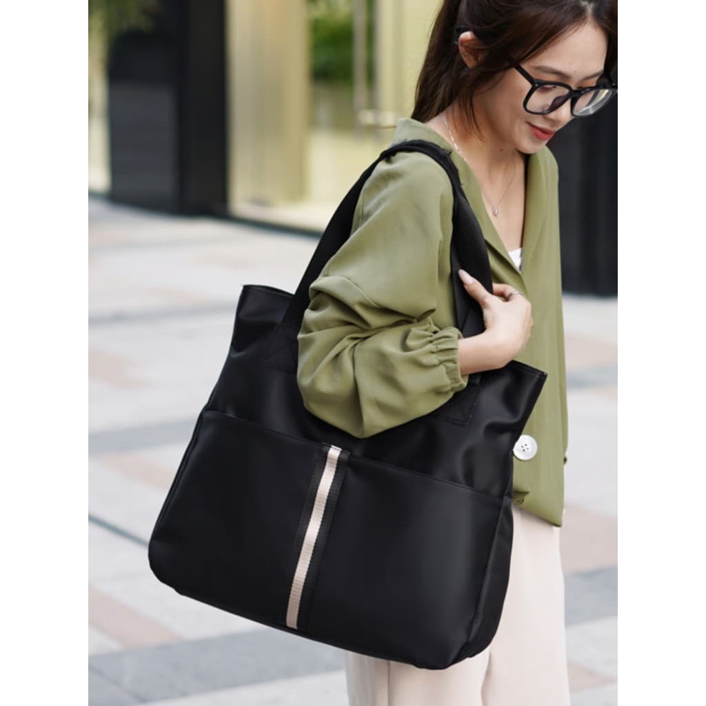 Moda bolsa de um ombro portátil viagem de negócios saco de embarque simples à prova dwaterproof água saco de viagem leve