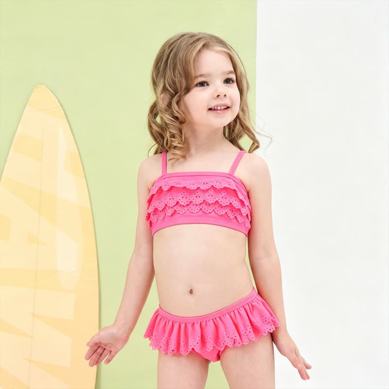 Pedido exterior meninas dividir bonito maiô estilo influenciador menina fungo Design em relevo maiô praia
