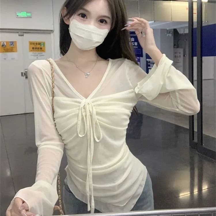[WDF] Camiseta feminina de manga comprida estilo americano com renda e decote em V, Design Irregular plissado para mulhe