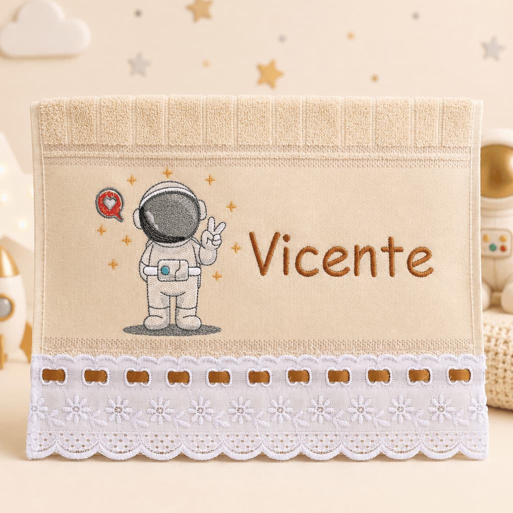 Toalha de Boca Bordada Com Nome Astronauta V Premium
