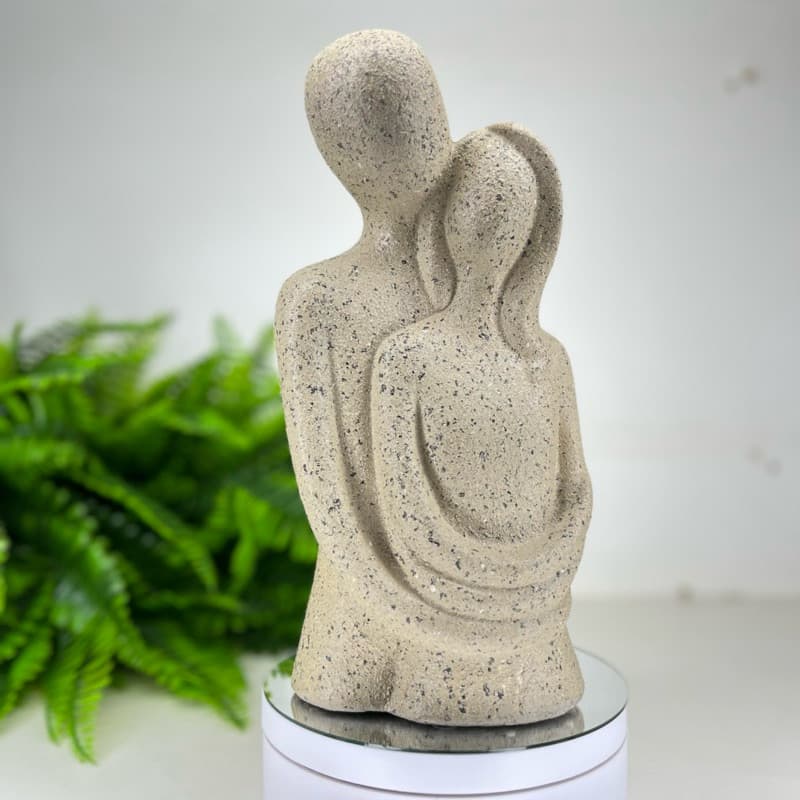 Estátua Escultura Casal Minimalista – Peça Decorativa Elegante Sofisticada. Escultura que Valoriza Ambiente