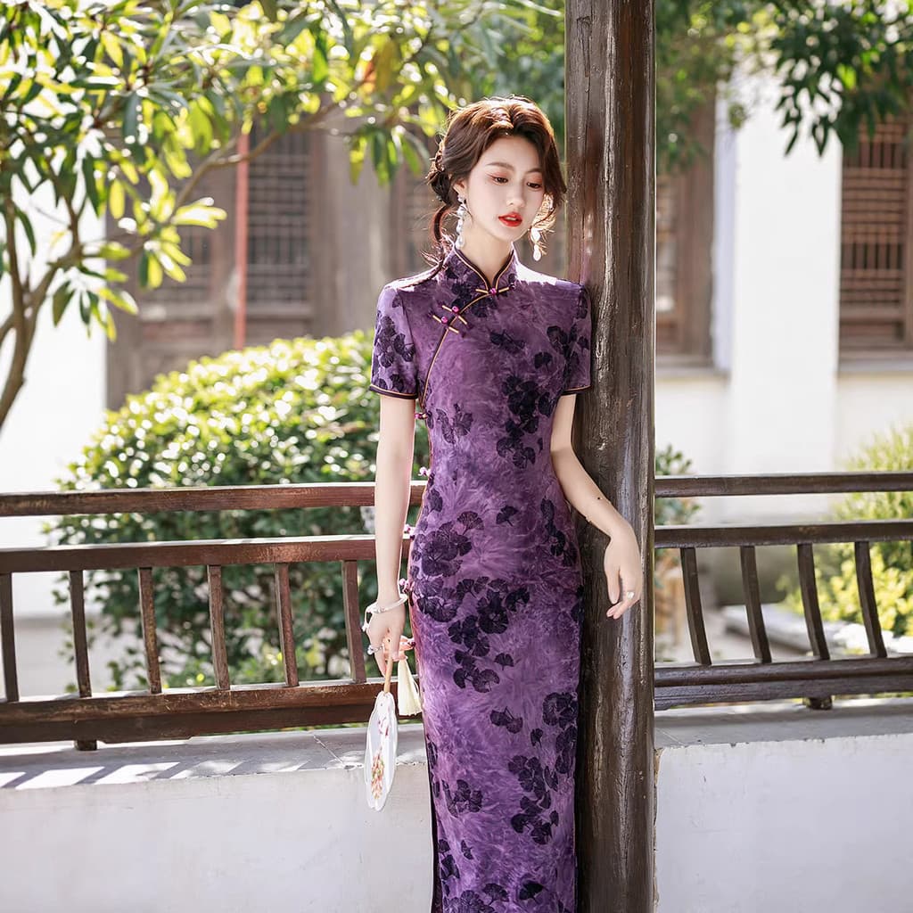 2026 Linxiangman Cheongsam Tie-Dye Reunindo Jacquard Longo Camada Única Slim-Fit Estilo Feminino Melhorado Manga Curta D