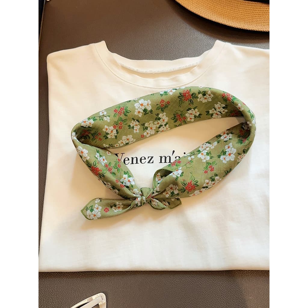 Retro Matcha verde Floral lenço quadrado Commuter algodão pequeno lenço de seda atmosfera lenço feminino outono fino len