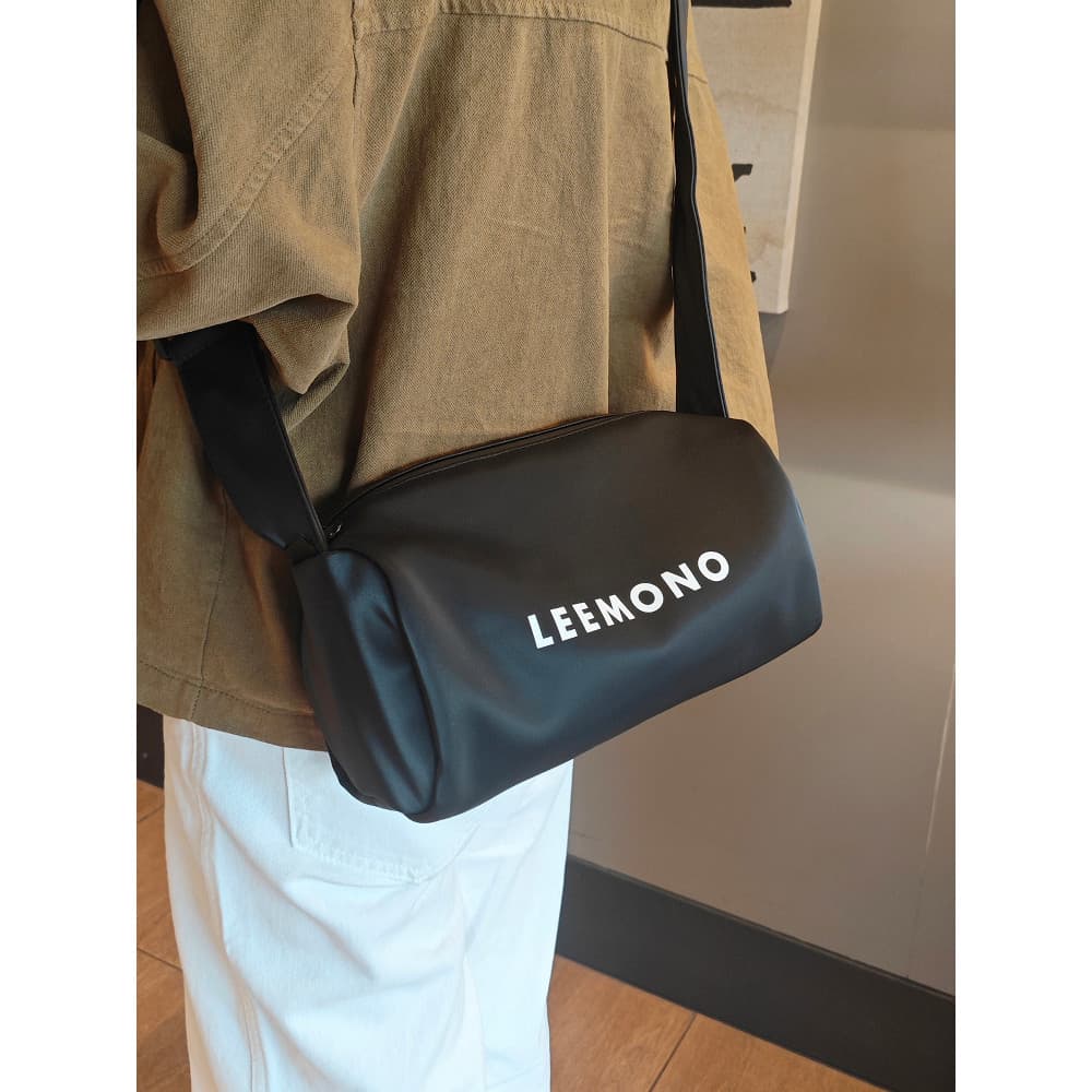 Bolsa mensageiro leve bolsa feminina 2025 novo estilo moda bolsa de cilindro de lona Casual All-Match alça de ombro larg