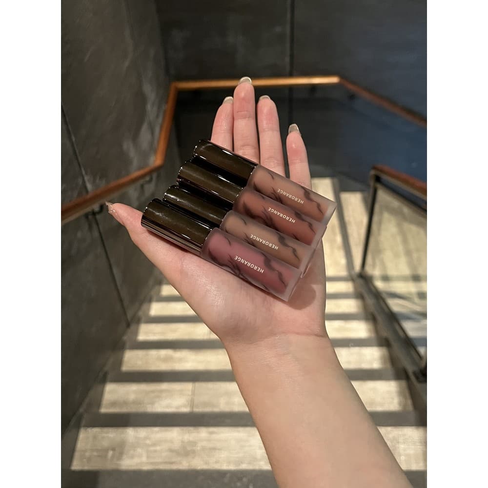 Foco desejo esmalte labial fosco veludo não-secagem renderização de cores a tez esmalte labial à prova d'água i