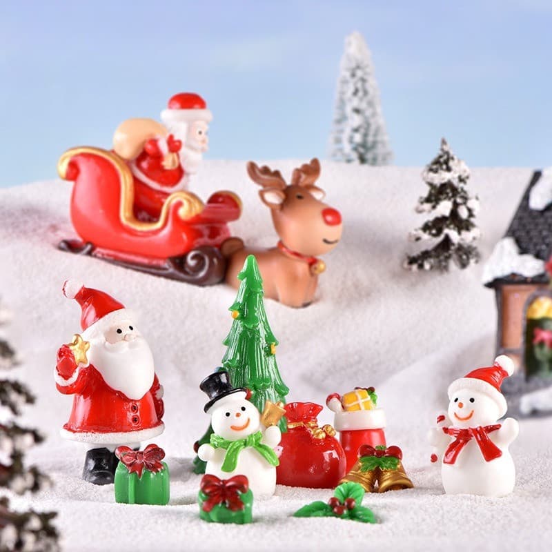 Natal Papai Noel Boneco De Neve Decoração Acessórios Paisagem Em Miniatura Meia De Presente Sinos Resina Pequena Estatue