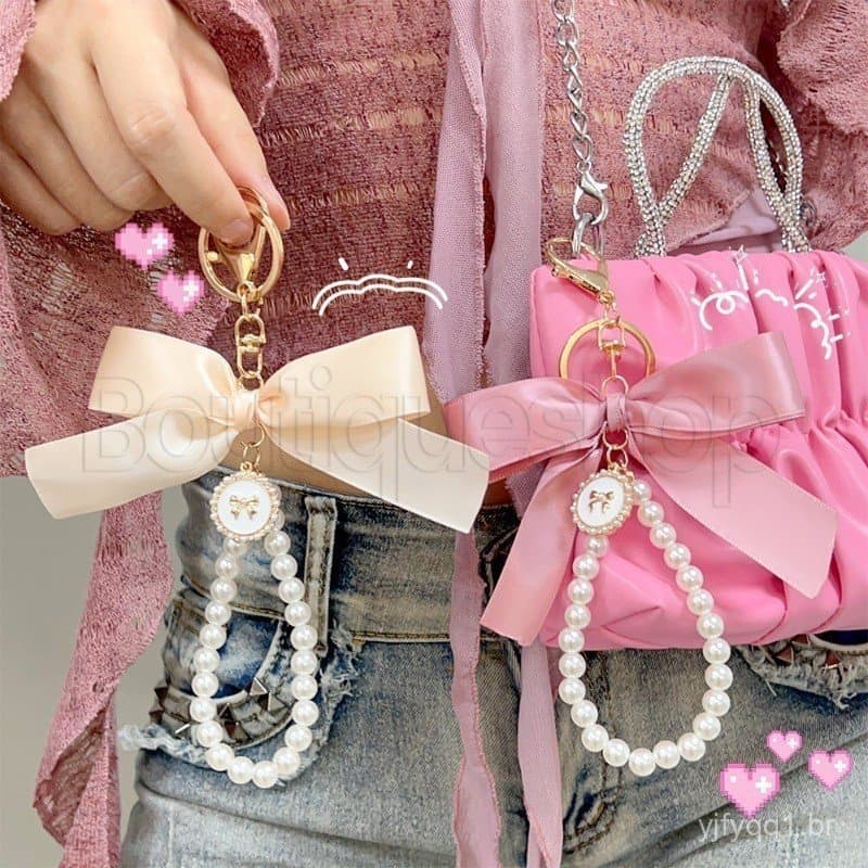 Chaveiro com Laço de Pérola Imitada - Corrente Antiestresse e Antiqueda - Decorado com Elegância para Mochilas
