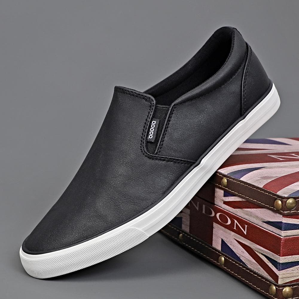 2026 verão novo estilo sapatos masculinos simples All-Match sapatos casuais leves e confortáveis mocassins masculinos de