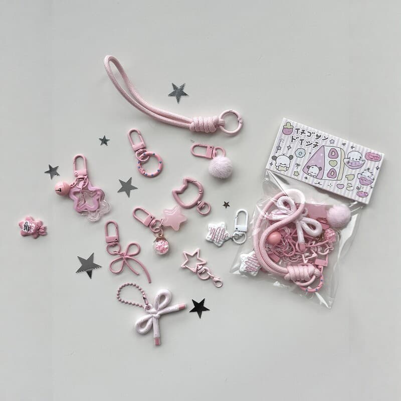 Macaron rosa feijão conjunto completo de acessórios artesanais conjunto caseiro dos desenhos animados pingente chave ace