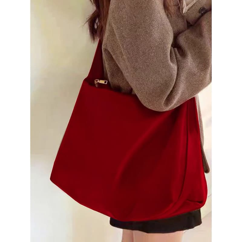 Sacola vermelha feminina 2026 novo estilo All-Match High-End sentimento grande capacidade Commuter saco de noiva saco de