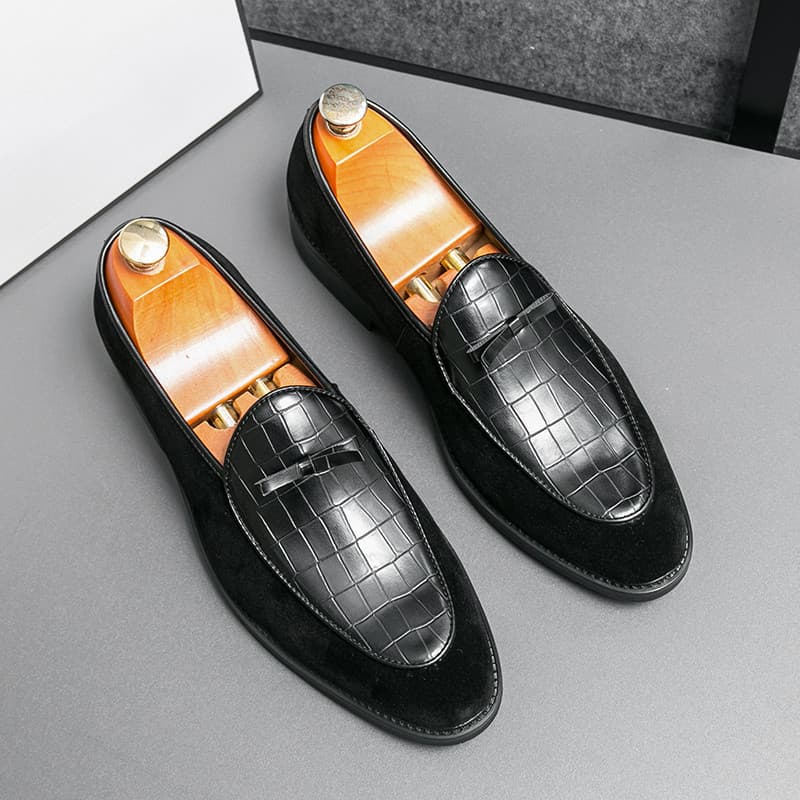 Mocassins masculinos Slip-On preguiçoso versão coreana na moda sapatos de couro casuais All-Match moda sapatos masculino