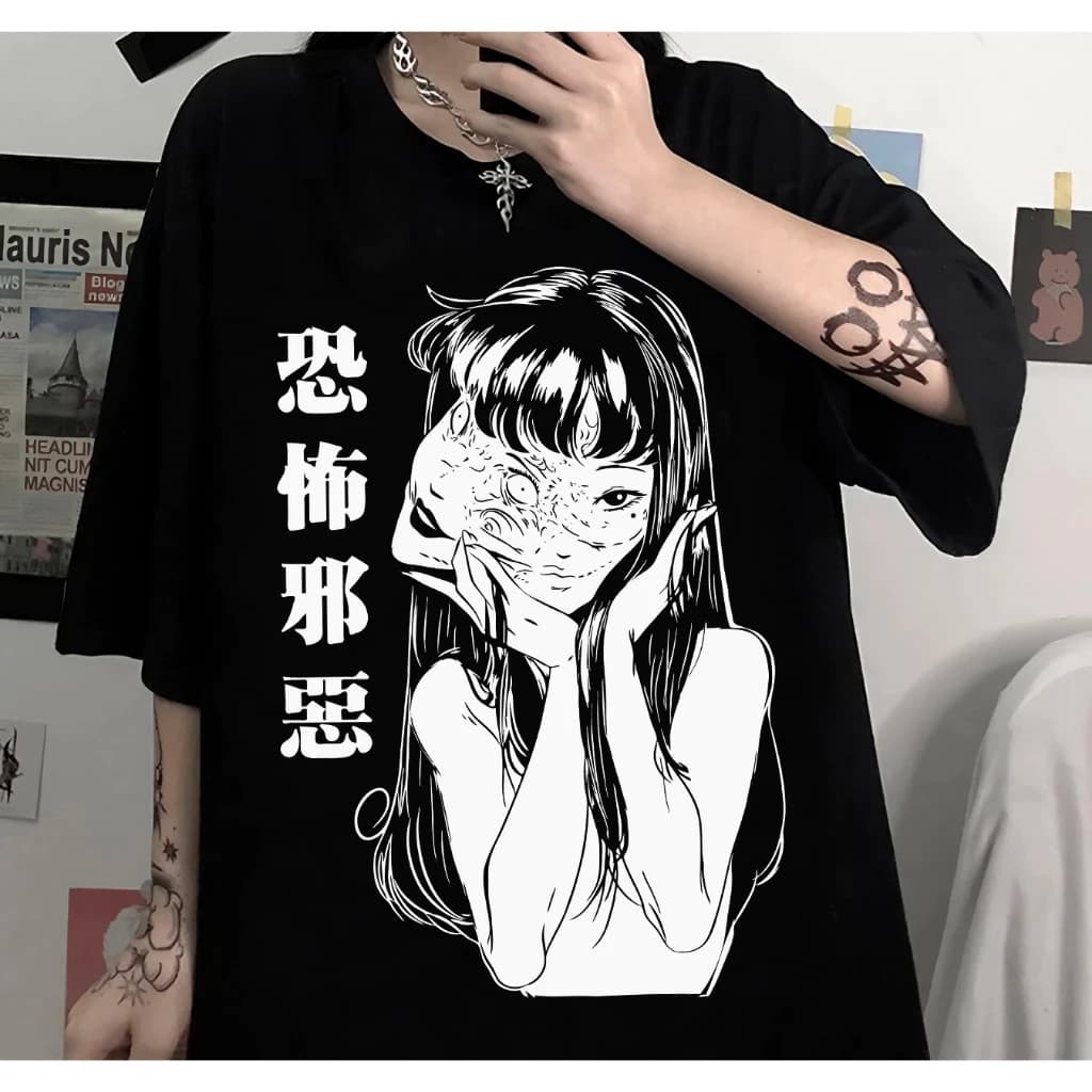 Camiseta Tomie "O horror de Junji Ito" Uzumaki - Mangá - UNISSEX Qualidade Premium