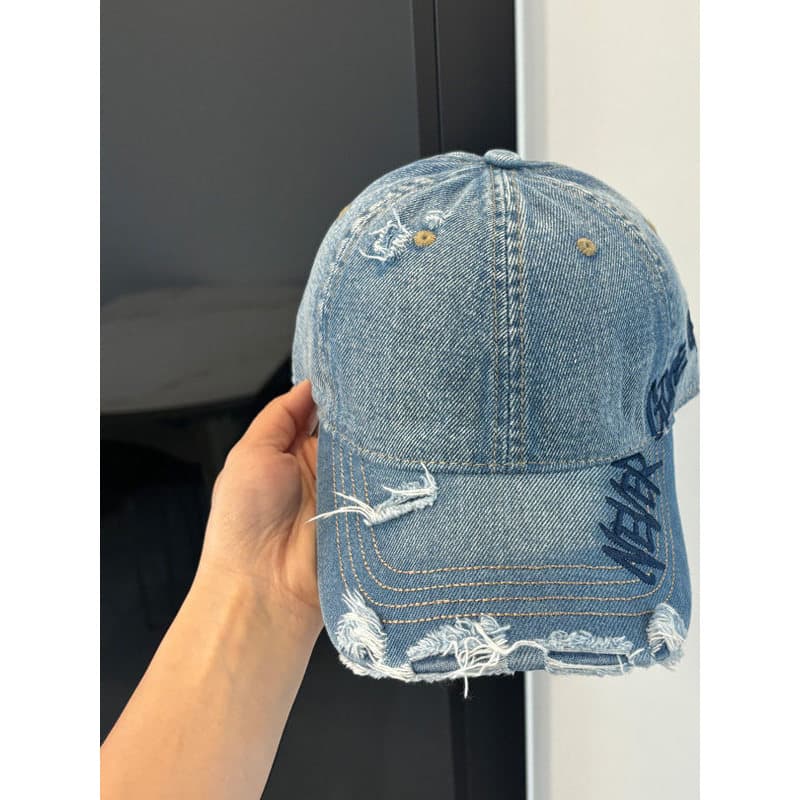 Estilo americano lavado angustiado rasgado Denim boné de beisebol feminino All-Match letras bordadas mostrar rosto peque