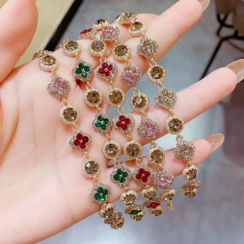 Pulseira Trevo 4 Folhas Cristal Geométrico Coreano | Bijuteria Luxo Casual Presente Namorados