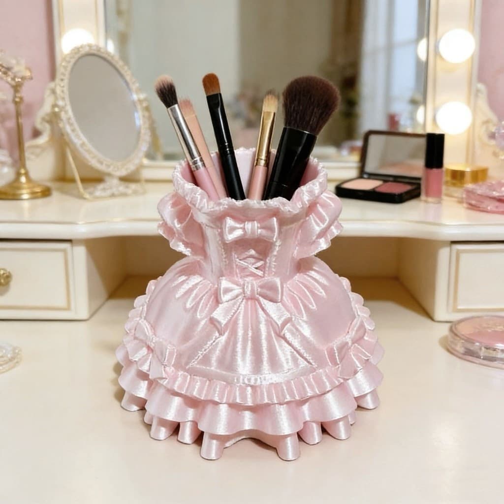 Princesa vestido Lolita menina bonito Desktop caixa de armazenamento caneta titular ornamentos cosméticos ornamentos orn