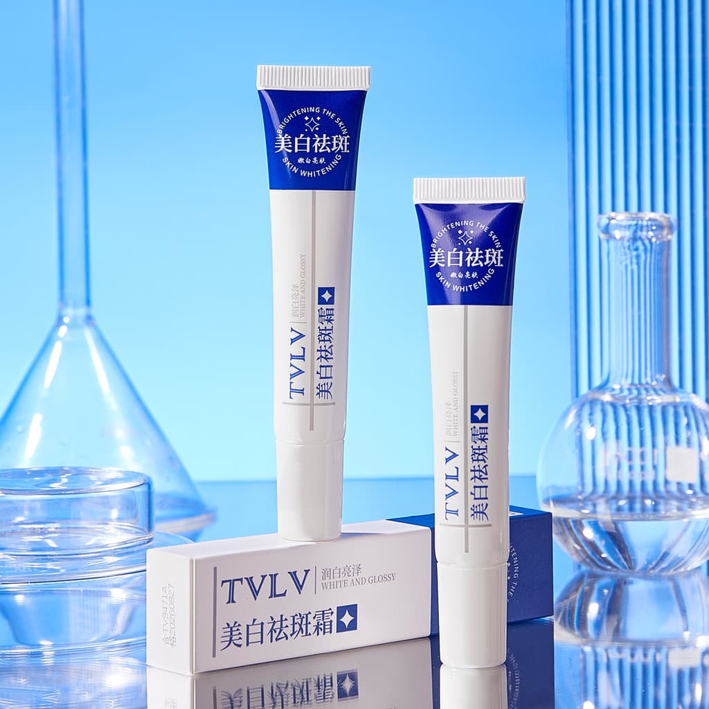TVLV clareamento creme de remoção de manchas luz respirável brilho rejuvenescedor Natural Nude maquiagem clareamento cre