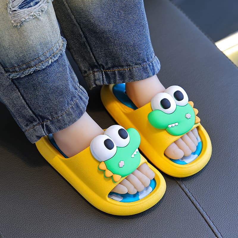 Chinelos Infantis Modelo 2026 Para Meninos E Meninas , Sandálias Antiderrapantes Banho Em Casa Crianças Fofas