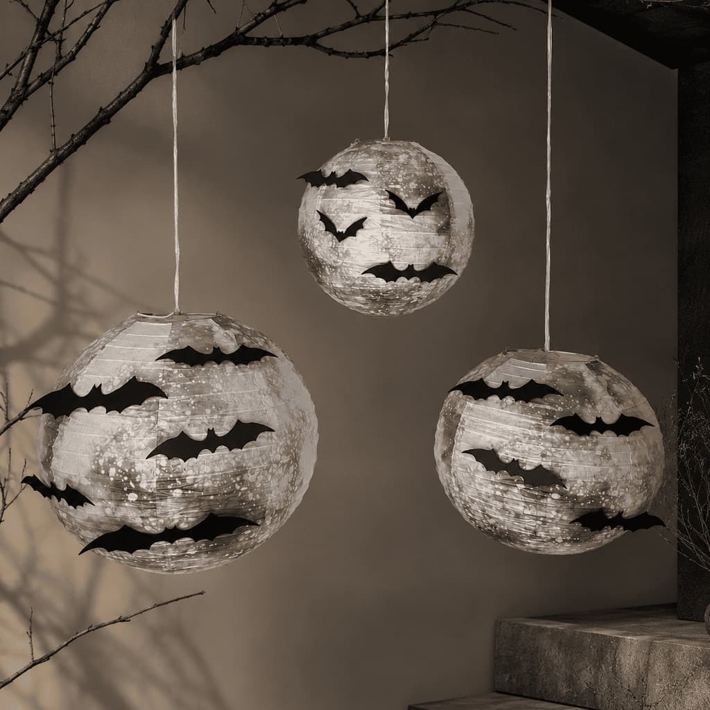 Kit 3 Balões Lanternas de Papel Halloween com Morcegos Suportes e Adesivos para Decoração de Festa Sem LED