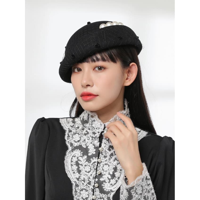 Chapéu japonês feminino outono inverno retro boina celebridade de aba curta chapéu superior malha pérola retro Casual lã