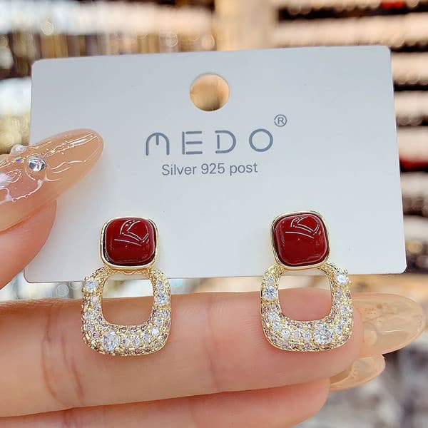 | 【cartelas de brincos feminino】 | kit brinco aço inoxidável ✬Brincos de pérola quadrados cravejados de diamantes vermel