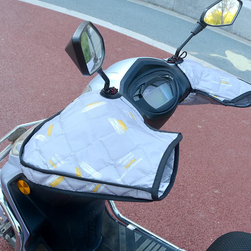 Bateria elétrica motocicleta bonde à prova de vento fino quatro estações primavera outono verão protetor solar verão lid