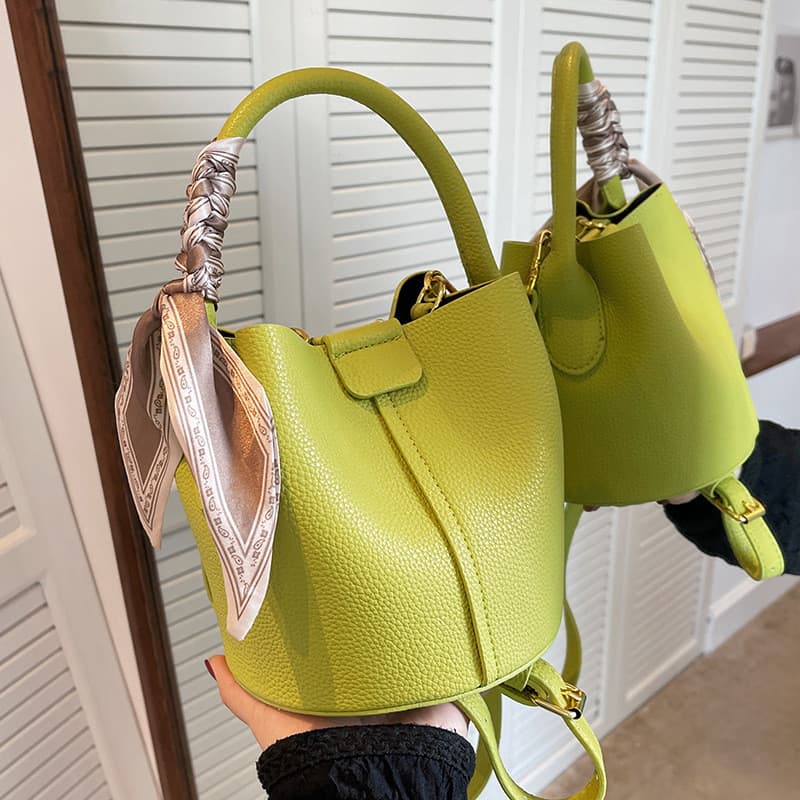 T textura bolsa feminina outono inverno 2024 novo estilo saco nicho Design saco do mensageiro moda portátil balde saco