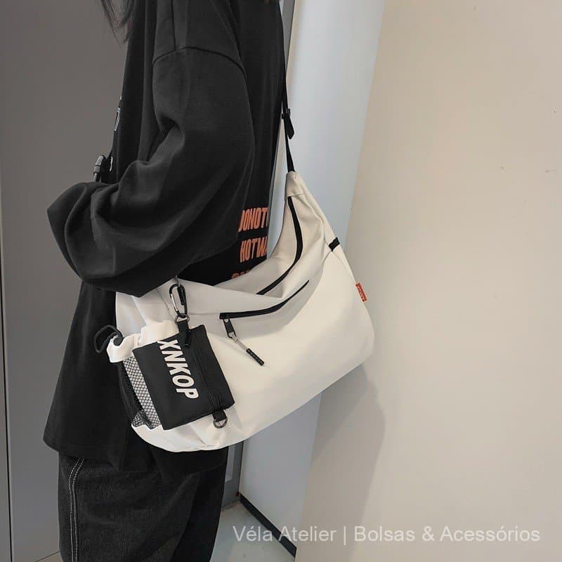 Mochila Escolar Juvenil de Nylon com Zíper Espaçosa para Escola e Passeio Estilo Japonês