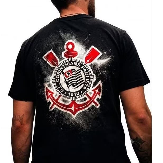 Camiseta Unisex A Voz das Arquibancadas do Corinthiano Território Alvinegro O Manto da Nação Coração em Preto e Branco