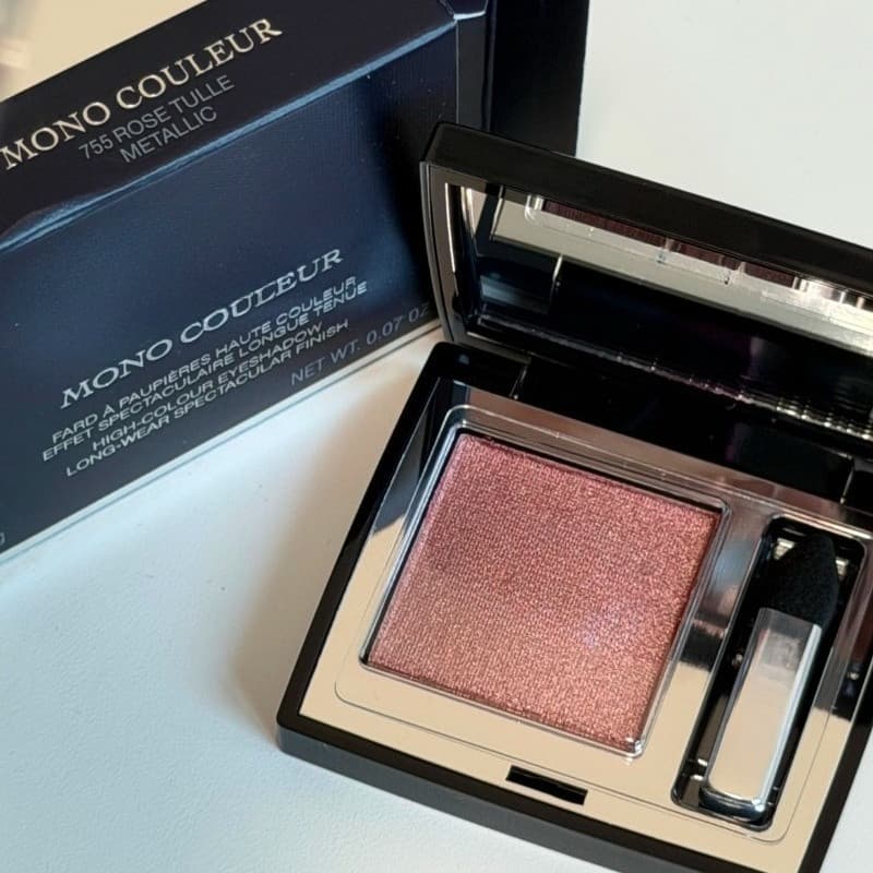 Novo Di r . Monocromático Fosco Sombra De Olho Cor display Maquiagem Diamante Brilhante Ouro Cetim 2g