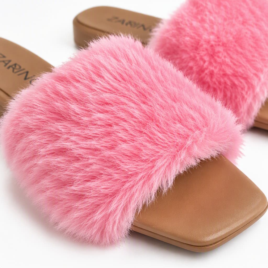 Chinelo slide feminino de Pelúcia macia