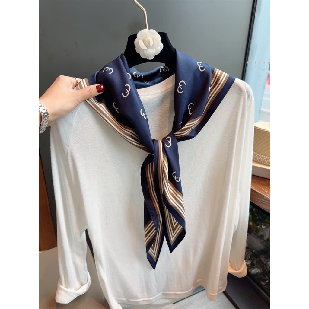 High-End sentido simulação triângulo de seda cachecol feminino camisa exterior xale lenço de seda All-Match cachecol Jea