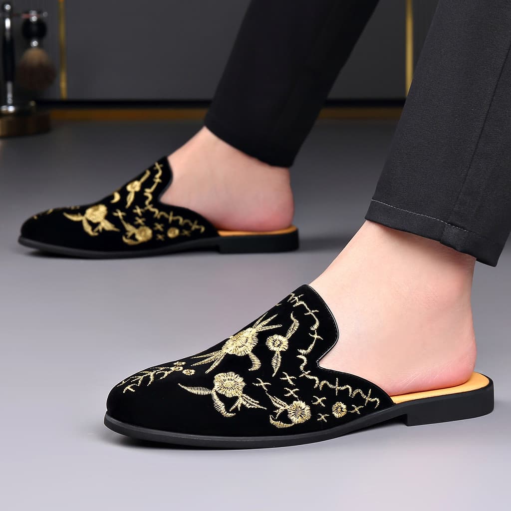 Sapatos masculinos Baotou slip-On verão bordado respirável antiderrapante preguiçoso francês meio Slipp