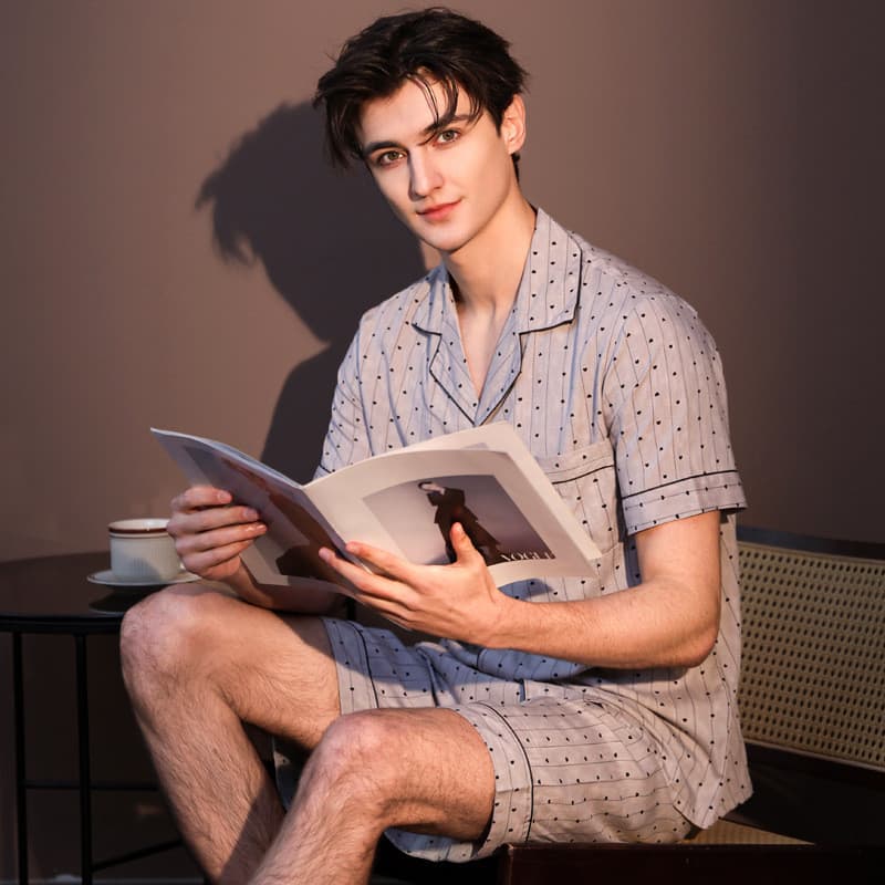[Novo produto] Pijamas masculinos amor Shorts de manga curta verão fino algodão seda macio Homewear terno masculino pode