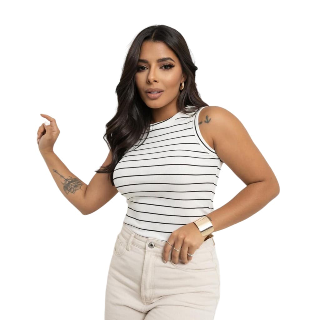 Blusinha Listrada em Tecido Ribana Moderna e Versátil