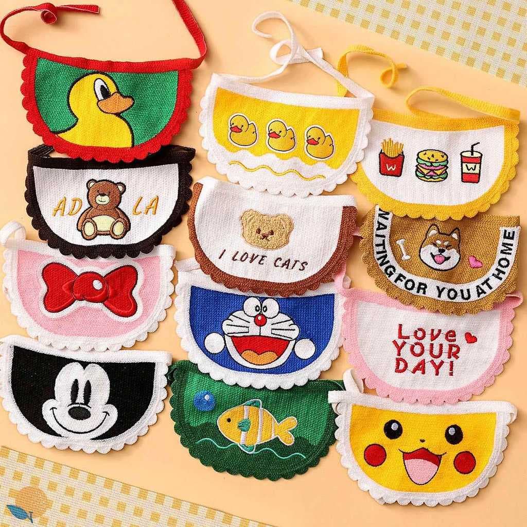 Ins versão coreana pet Saliva toalha cão Anti-sujo babador pet cachecol tecido gato roupas pet triângulo cachecol