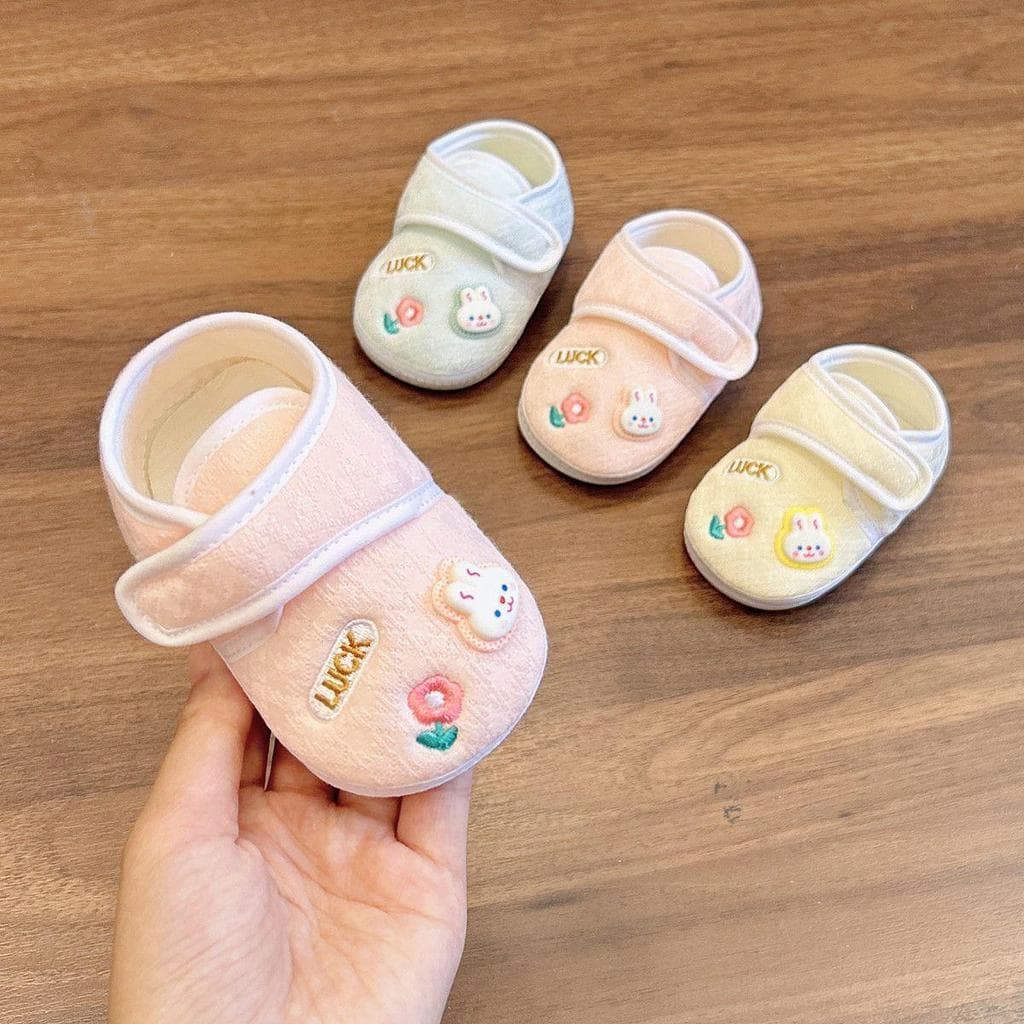 Outono artesanal bebê pano sapatos femininos 3-junho 5 sapatos de bebê recém-nascido antes do passo