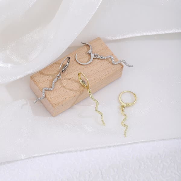 | 【cartelas de brincos feminino】 | kit brinco aço inoxidável ❃Agulha de prata europeu americano temperamento exagerado e