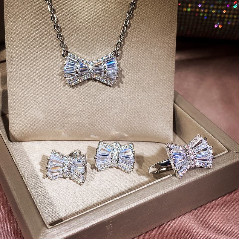 Conjunto de três peças com zircão - liga banhada a ouro, estilo moderno, presente