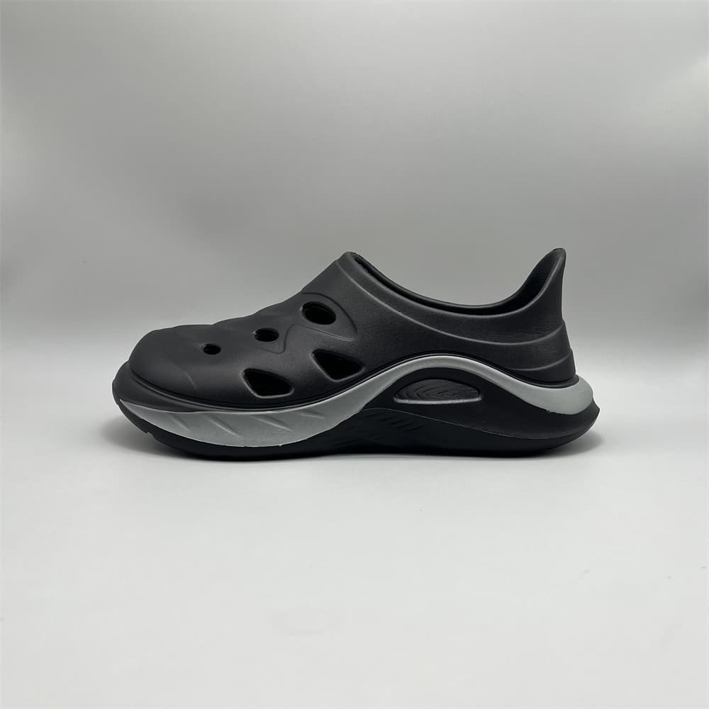 Comércio exterior buraco sapatos estilo masculino 2025 novo estilo verão EVA leve sola macia ao ar livre Wear Wading con