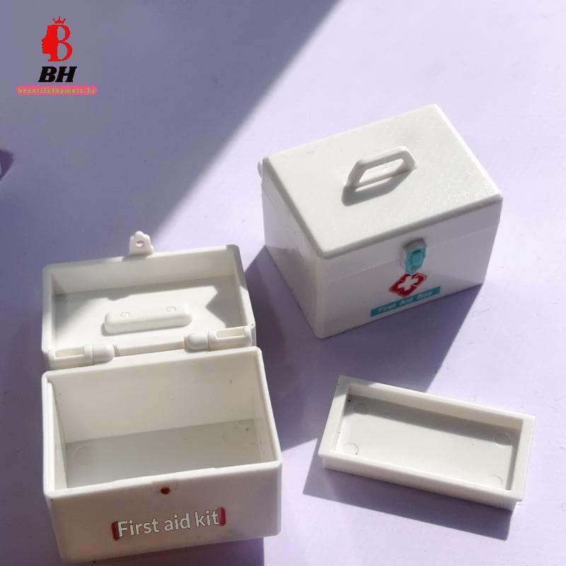 BH-TOY 1/12 Casa De Bonecas Em Miniatura Simulação Caixa De Medicina Caso De Emergência Modelo Brinquedos Sala De Estar