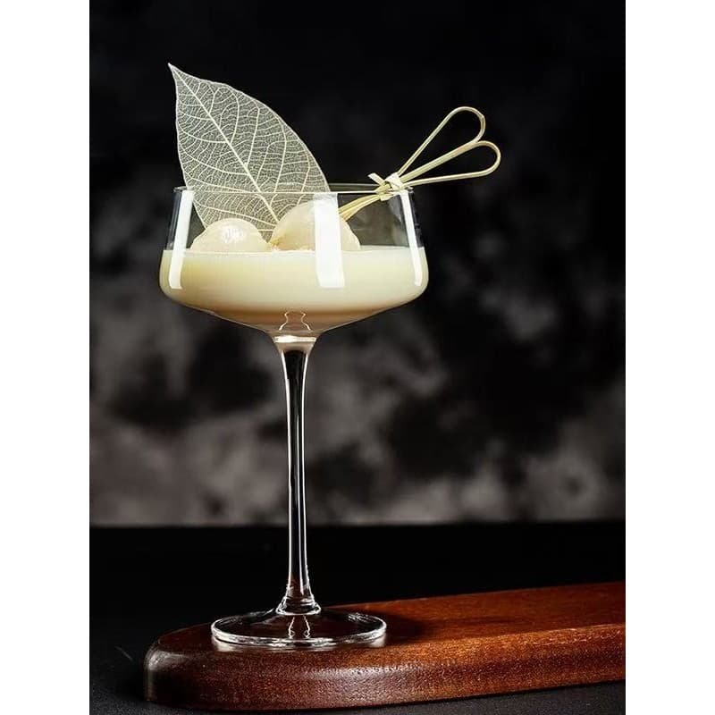 Simples nicho Boutique Martini taça barra mistura vidro sobremesa pudim Trapezoidal brilhante bebida copo