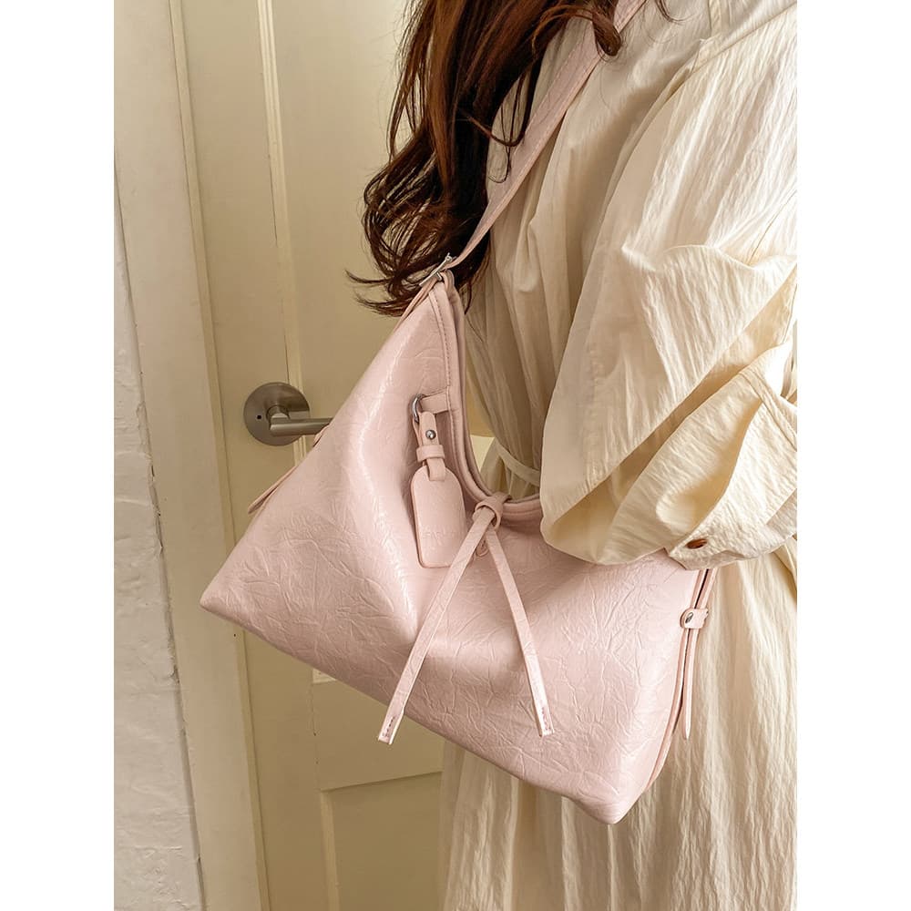 bolsas femininas de ombro Super Popular estilo ocidental grande capacidade de um ombro axilas saco feminino 2026 novo es