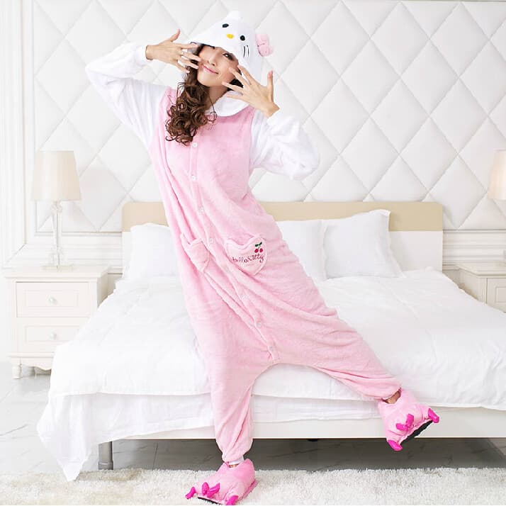 Manga branca olá KT gato dos desenhos animados Animal pijamas de uma peça das mulheres dos homens casais flanela toalete