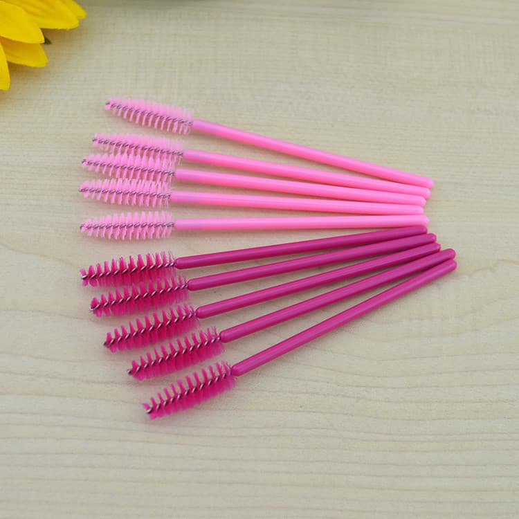Especial frete grátis 50 pincéis de cílios coloridos rosa rosa vermelho descartável escova de cílios ondulação de cílios