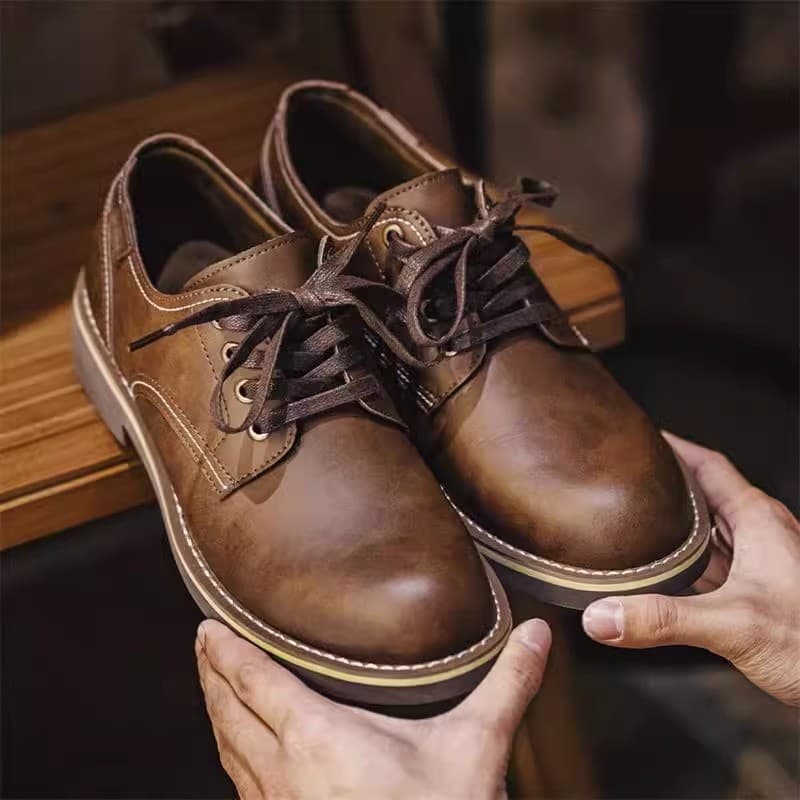 Sapatos masculinos modernos primavera novo estilo americano baixo-Top macacão sapatos dedo do pé redondo Retro Derby sap