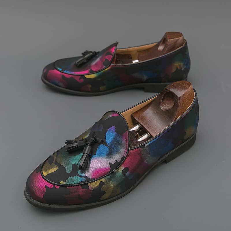 Cor combinando mocassins masculinos de um pedal preguiçoso ervilhas sapatos estilo étnico borla mocassins masculinos de